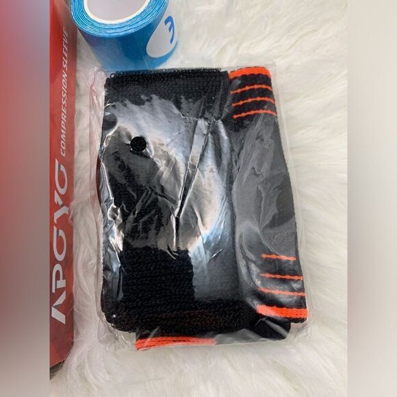 Compression Sleeve Small - Picture 3 of 4